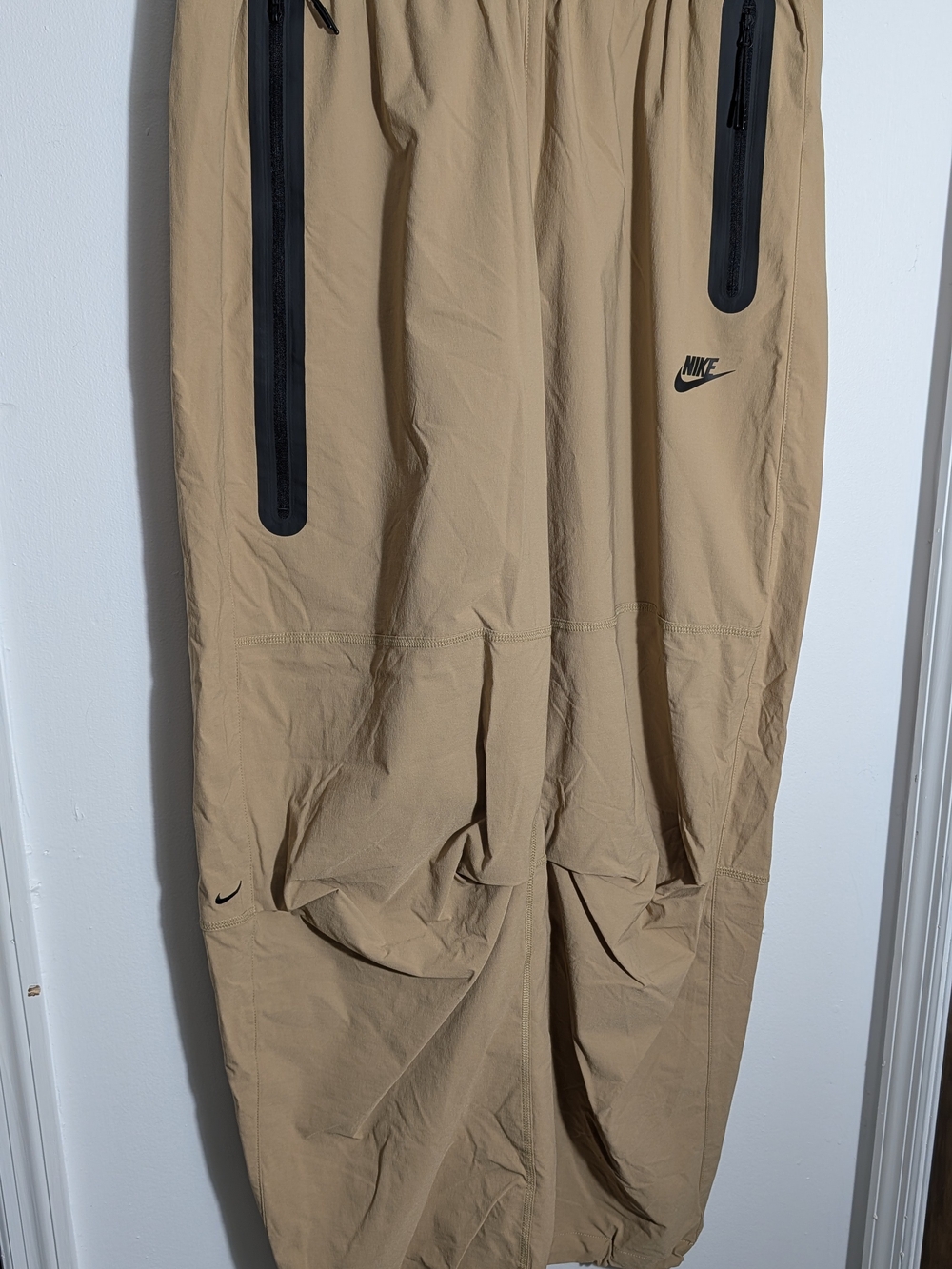 Nike Tech Men's Woven Oversized Pants Size Medium